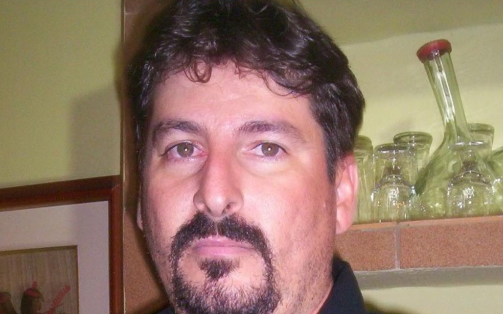 Professor da PUC morre em razão da covid-19 em Goiânia