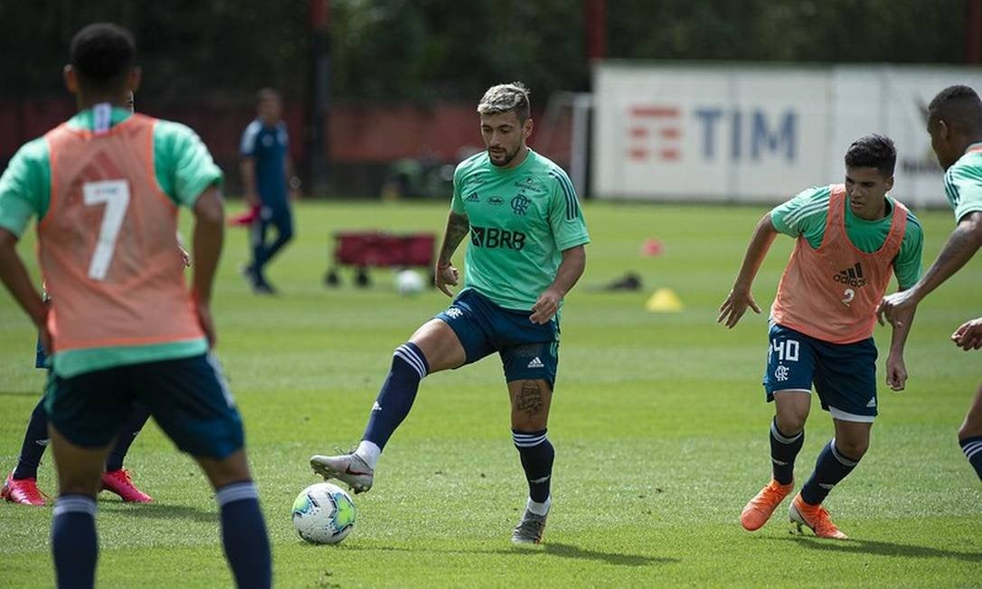 Arrascaeta não gostou de ficar no banco Foto: Divulgação