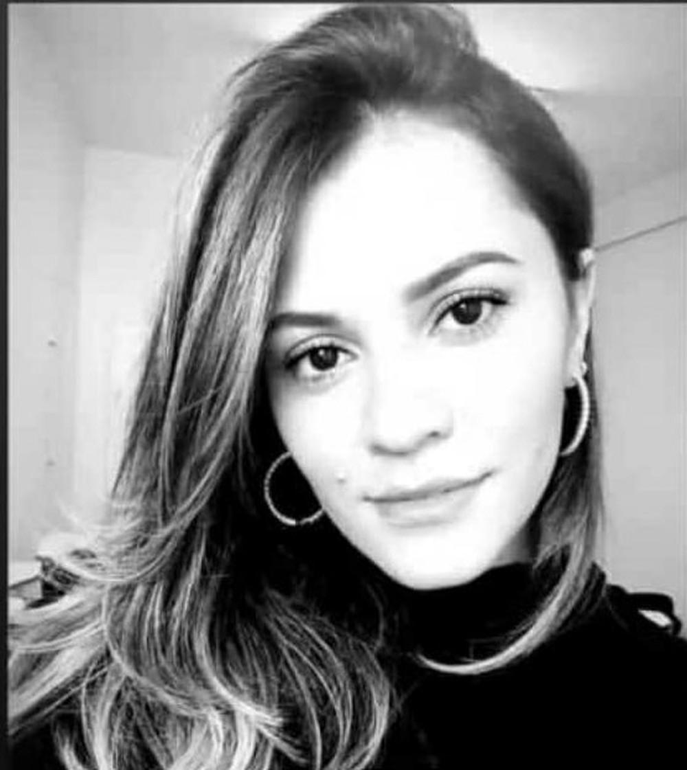 Mulher grávida de gêmeas morre por complicações da Covid-19