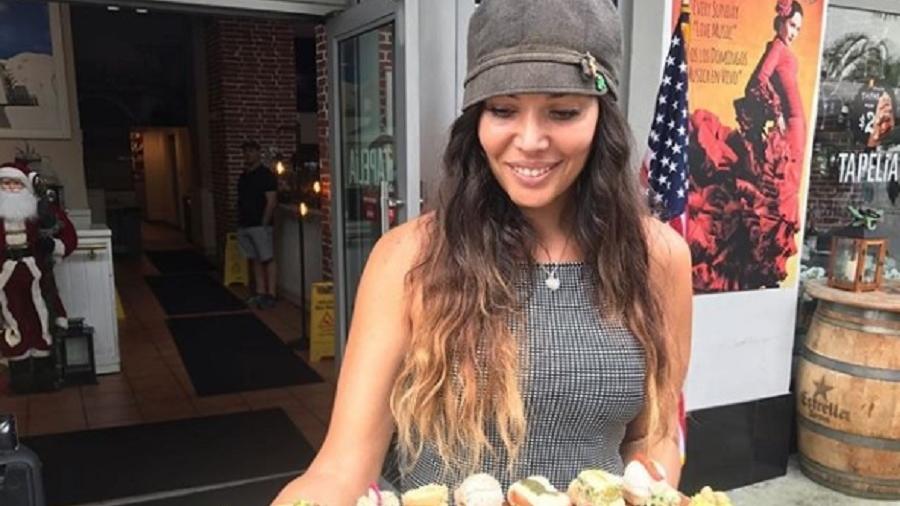 restaurante Mulher que quebrou obra de Romero Britto diz que ele pediu desconto; veja vídeo completo