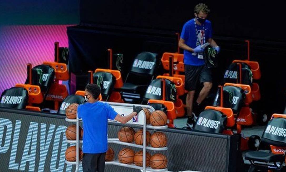 NBA, liga de basquete americano, adiou partidas após boicote de Milwaukee Bucks por violência policial Foto: Getty Images