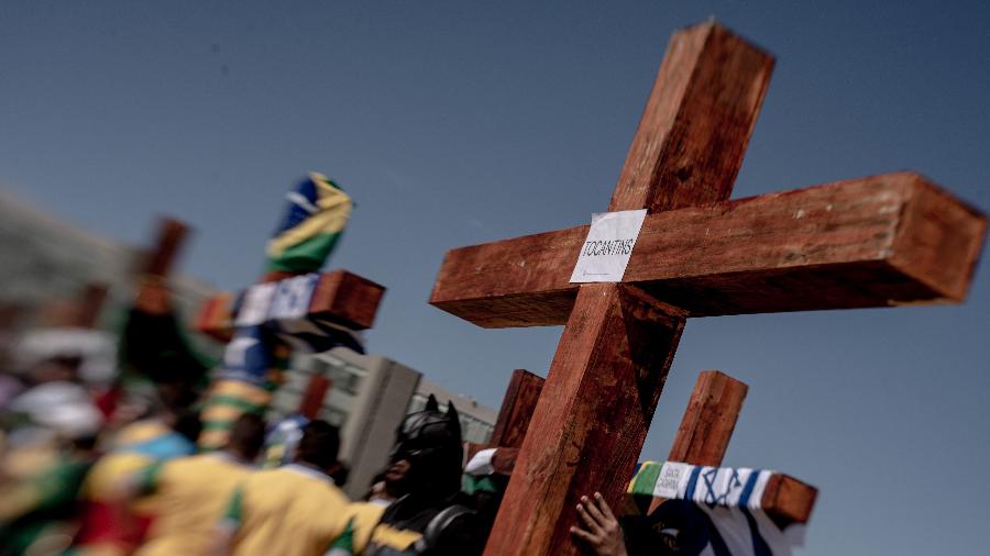 Apoiadores de Jair Bolsonaro em passeata em Brasília
