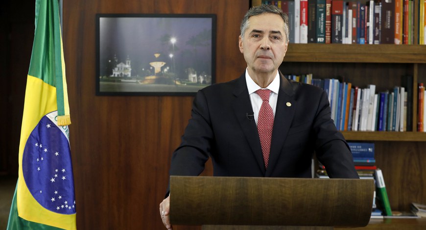 Barroso pede cuidado com pandemia e fake news