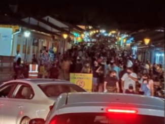 Aglomeração em Pirenópolis durante o feriado de Independência (Foto: Reprodução)