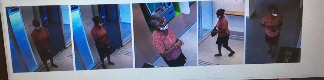 Câmeras de segurança mostram idosa dentro do banco (Foto: Polícia Civil)