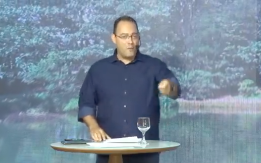 Candidato do Cidadania a prefeito de Goiânia, Virmondes Cruvinel, durante a convenção