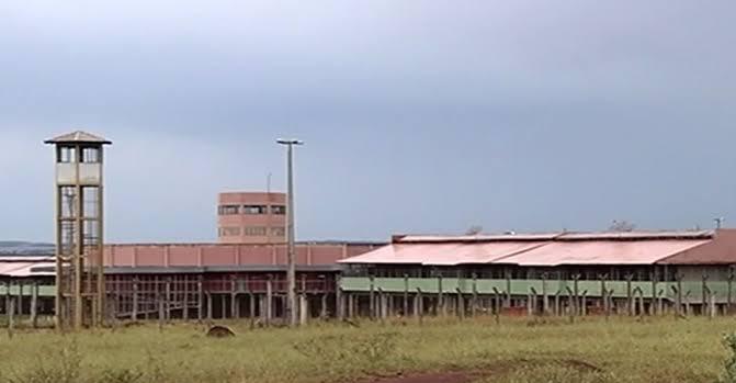 Servidores frustram fuga de três detentos da cadeia de Itumbiara (Foto: Reprodução/TV Anhanguera)