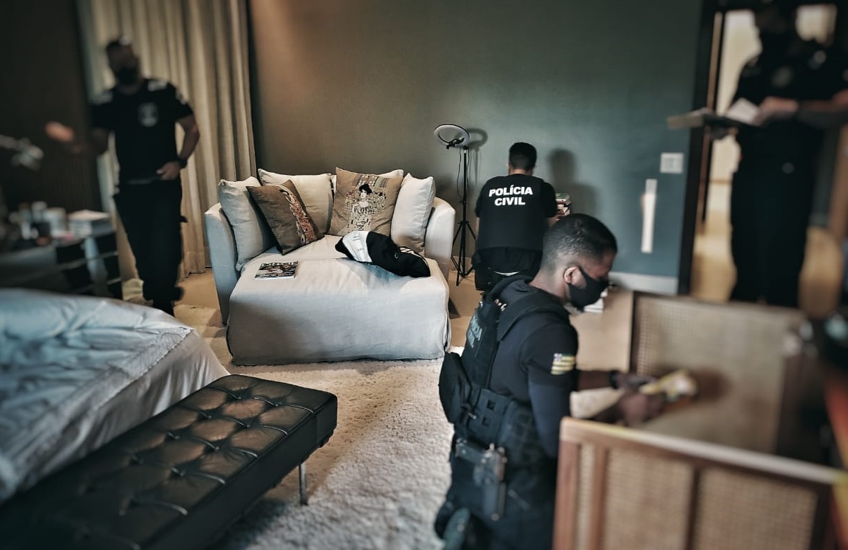 Operação apura irregularidades em licitações do Detran, em Goiânia