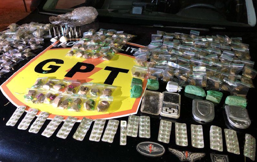Homem é preso com maconha, cocaína e crack em Águas Lindas de Goiás