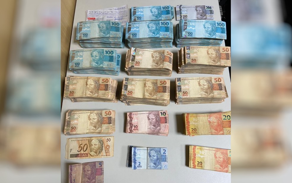 PF investiga esquema que desviou R$ 10 milhões do programa Farmácia Popular