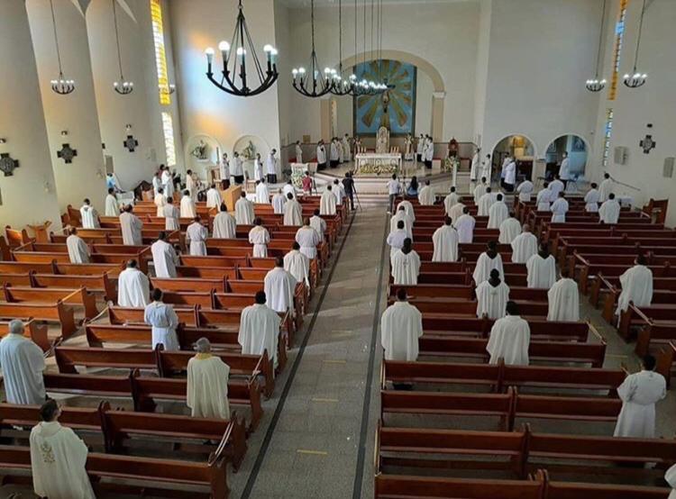 "Igreja não é partidária", diz bispo de Anápolis