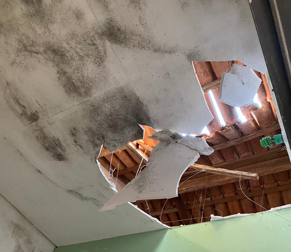 Redemoinho atinge e destrói detalho de casa em Goiânia(Jucimar de Sousa / Mais Goiás)