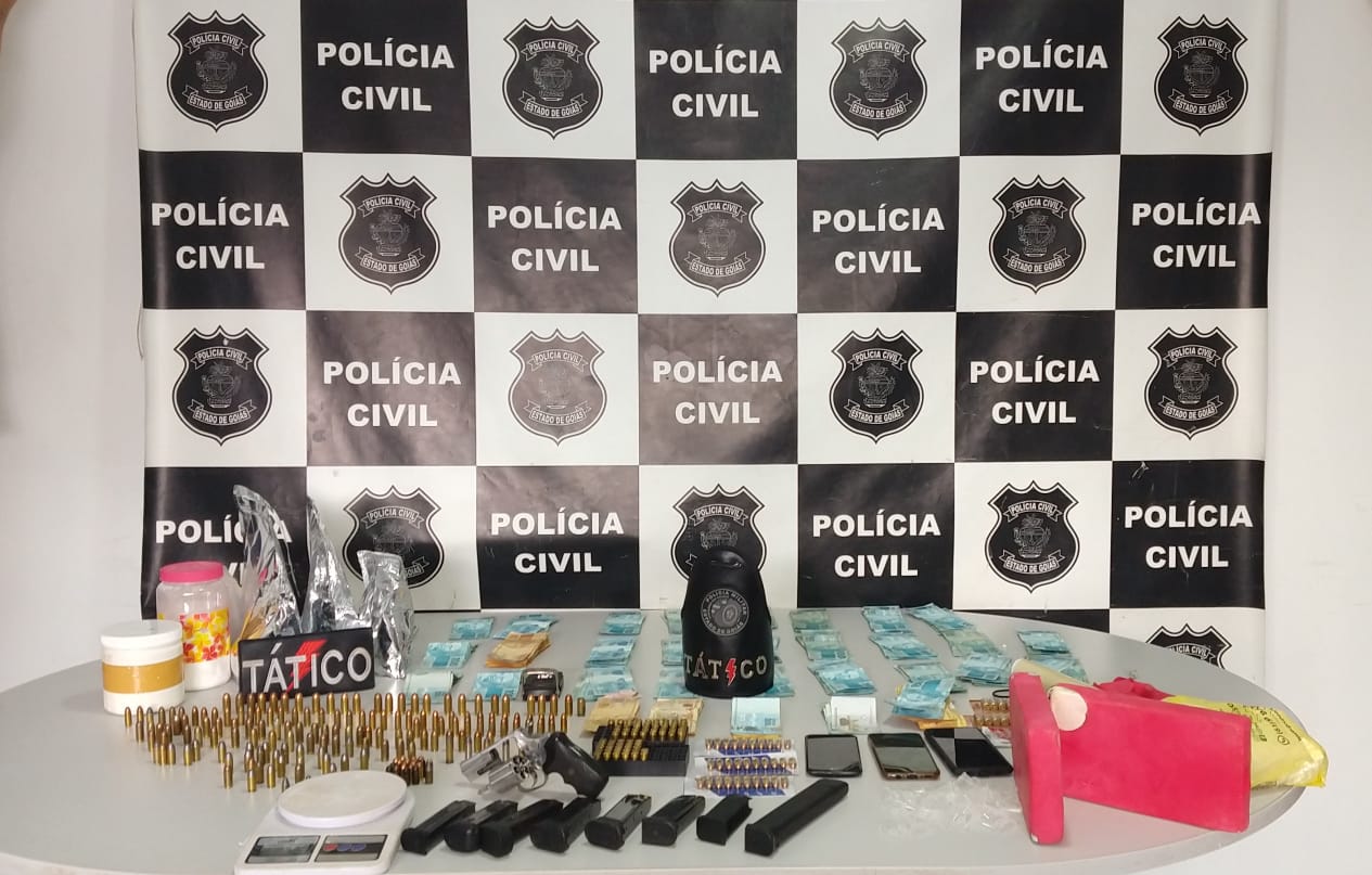 Objeto apreendidos pelos policiais (Foto: Polícia Civil)