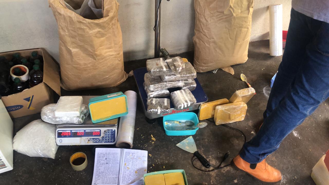Drogas apreendidas pela Polícia Civil e PM em Goiânia (Foto: PC/ Divulgação)