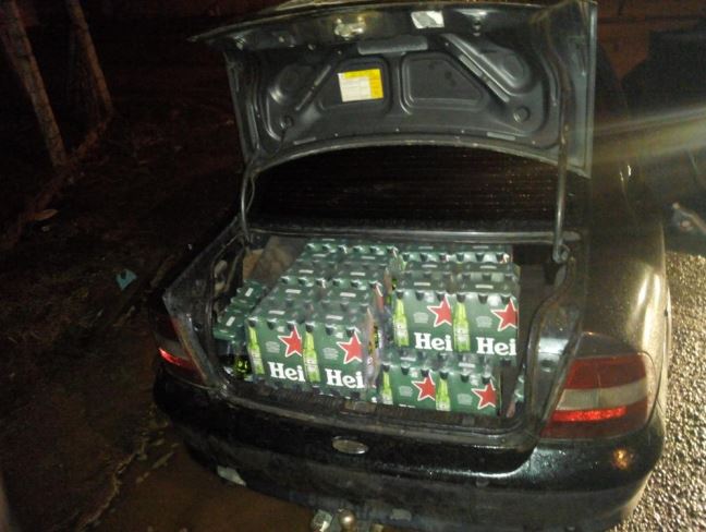 Polícia Militar recupera 19 fardos de cerveja furtadas em Trindade