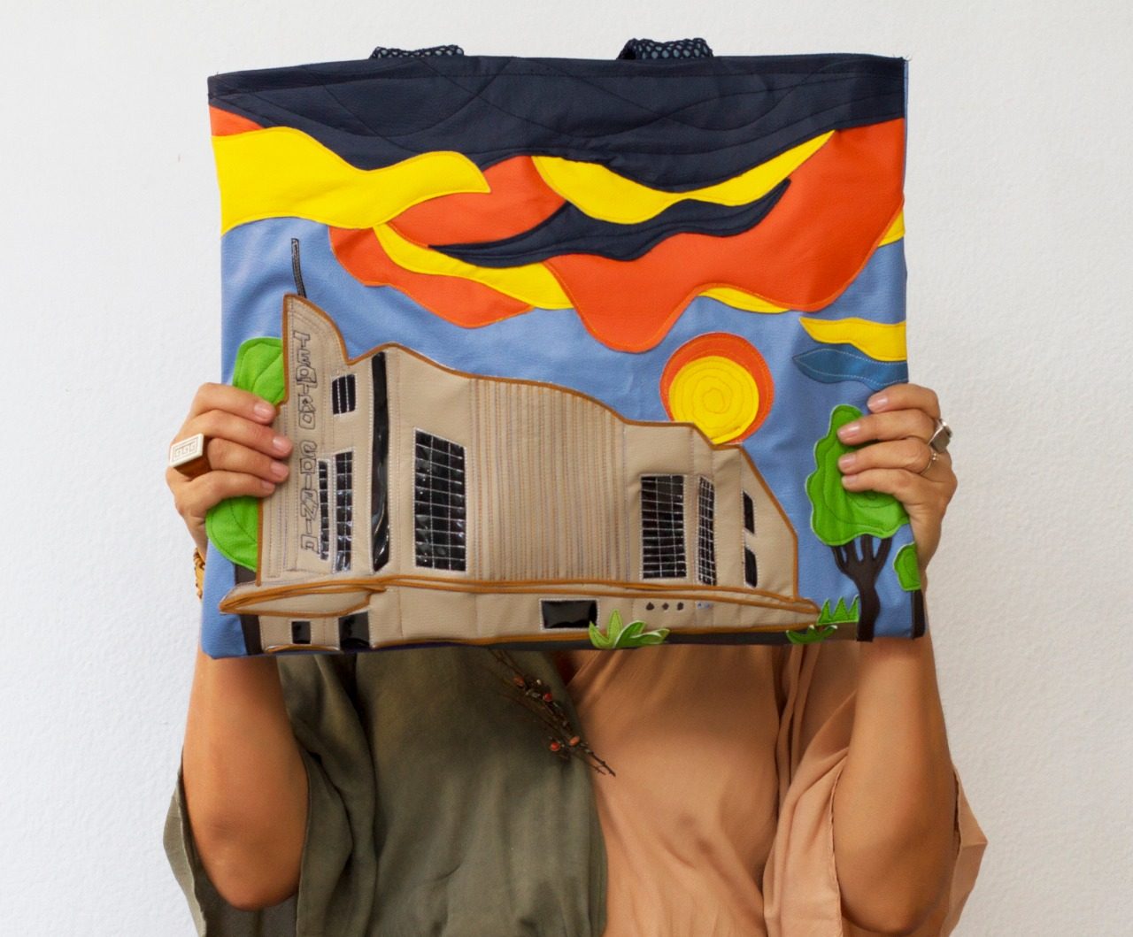 Estilista lança coleção inspirada em pontos de Goiânia