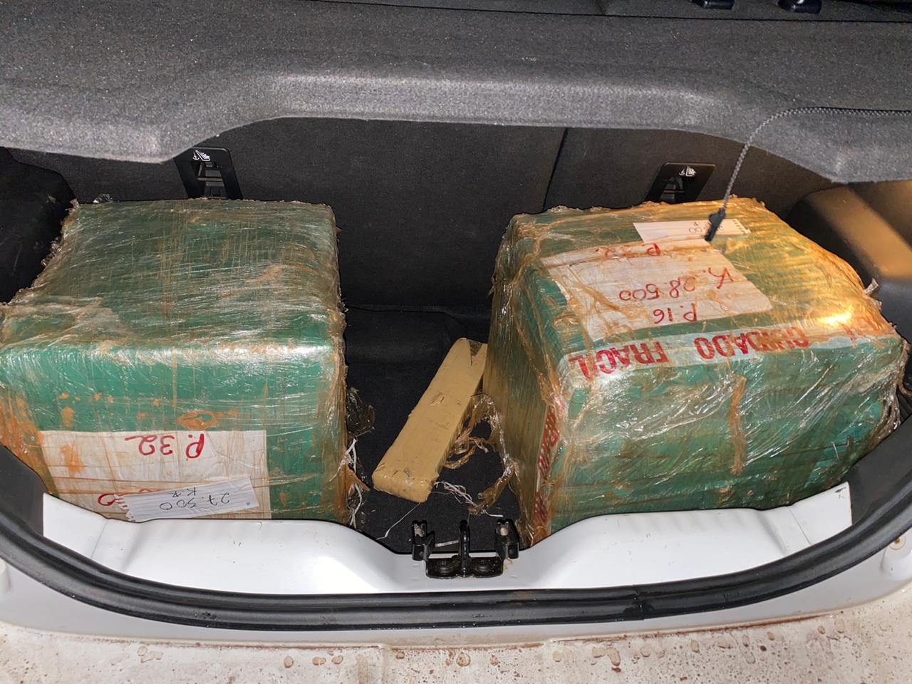 Polícia Militar apreende 150 quilos de maconha, próximo à Itumbiara