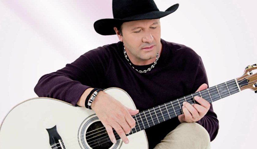 Paraná e outros sertanejos fazem live solidária neste sábado (31)