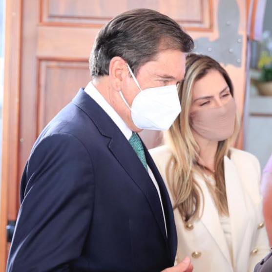 Esposa de Maguito diz que candidato melhorou e vem a Goiânia votar