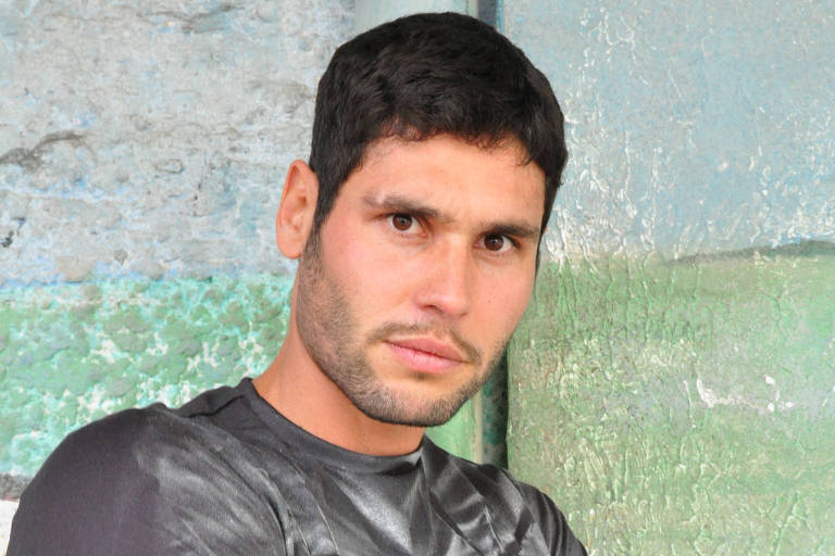 Dudu Azevedo revela ter sofrido assédio sexual de homens e mulheres