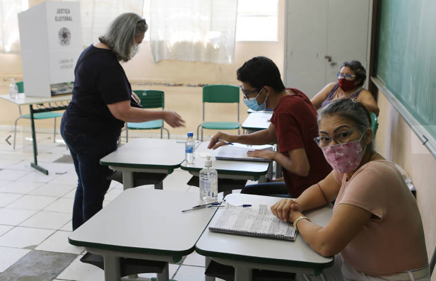 Medida vale até 48 horas depois da votação. Eleitores não podem ser presos a partir desta terça-feira (27)