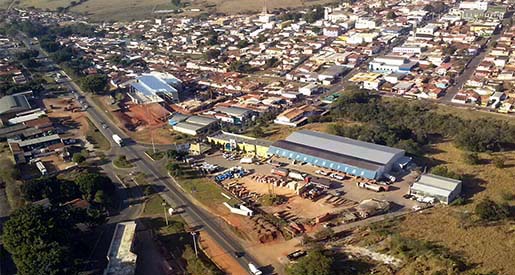 Prefeitura de Itaí decreta luto pelo acidente entre ônibus e caminhão