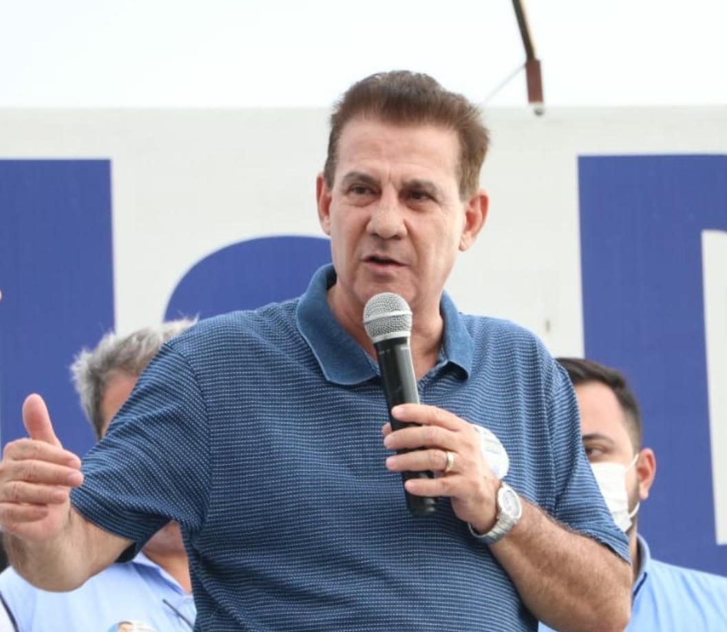 Segundo a Fabiana Pulcineli, Vanderlan disse que a vacina em Goiânia não será obrigatória