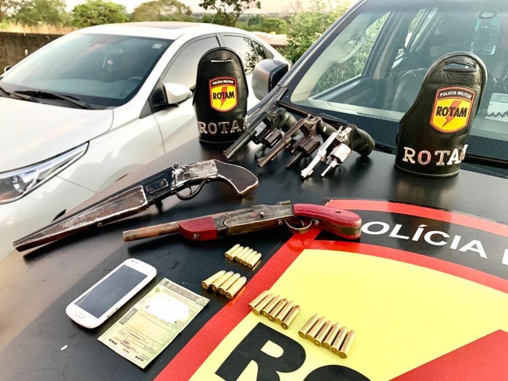 Preso homem que guardava armas de fogo para facção criminosa