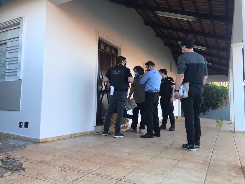 Busca e apreensão em imóvel vinculado a instituto suspeito de produzir pesquisas eleitorais fraudulentas (Foto: divulgação/MP)