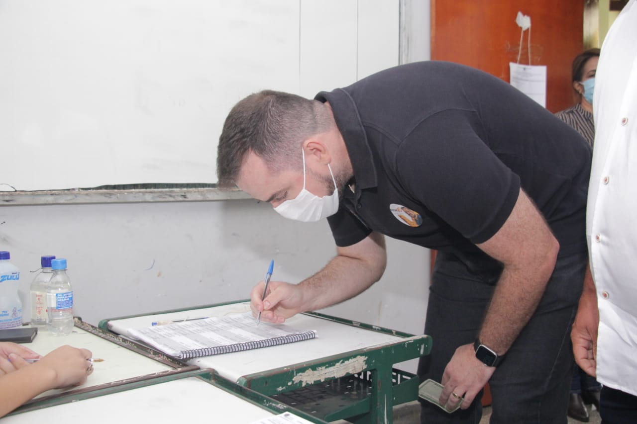 Em Live com Mais Goiás, Gustavo afirma que solicitará audiência com Caiado