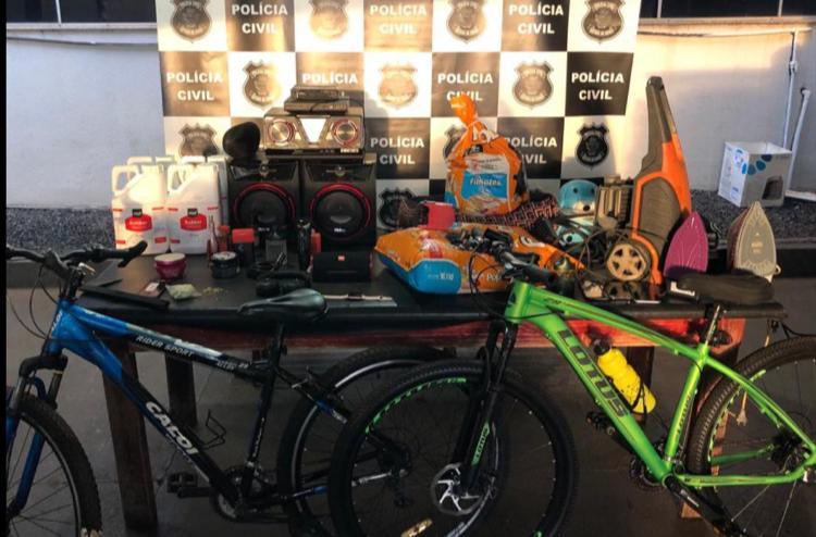 olícia prende trio suspeito de furtar objetos de casas em Rio Verde