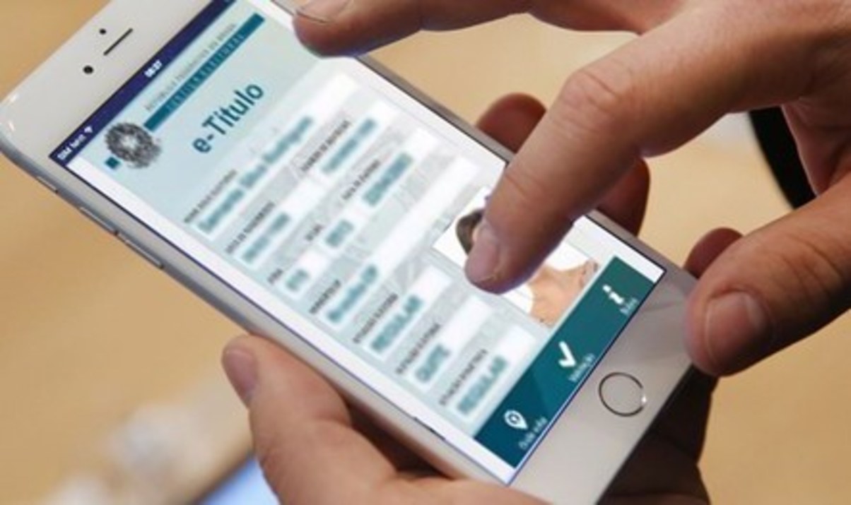 justificativa pode ser feita de forma on-line Prazo para justificar ausência no primeiro turno das eleições termina nesta quinta-feira