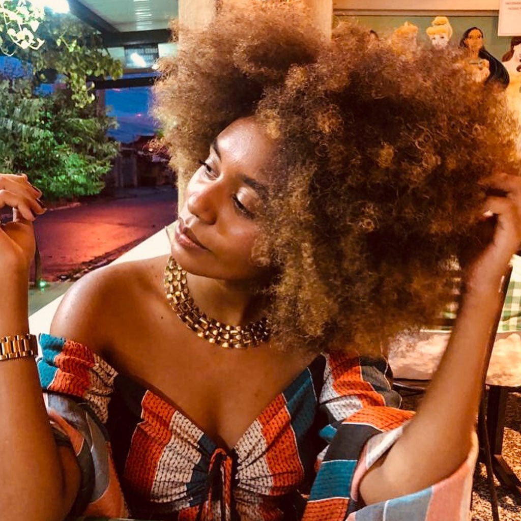 Mulher sofre racismo em bar de Goiânia Buteko do Chaguinha