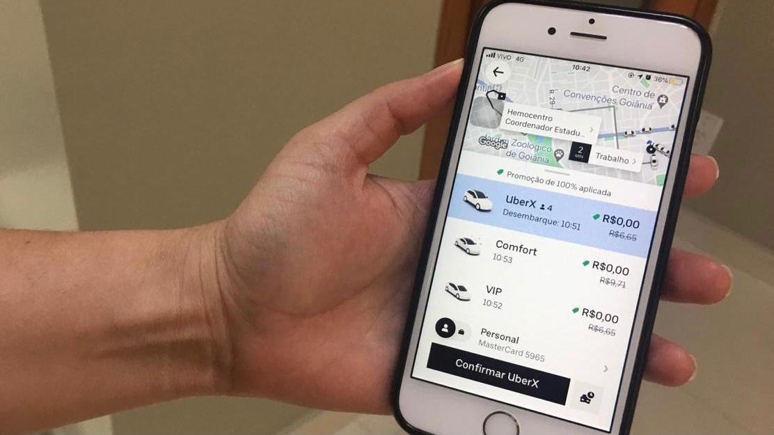 Aplicativo de viagens da Uber