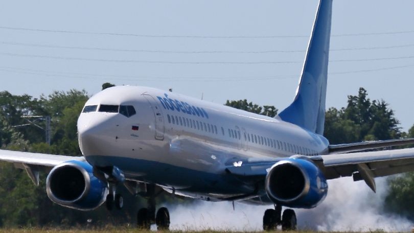 Pilotos são investigados por traçarem pênis em rota de voo; confira