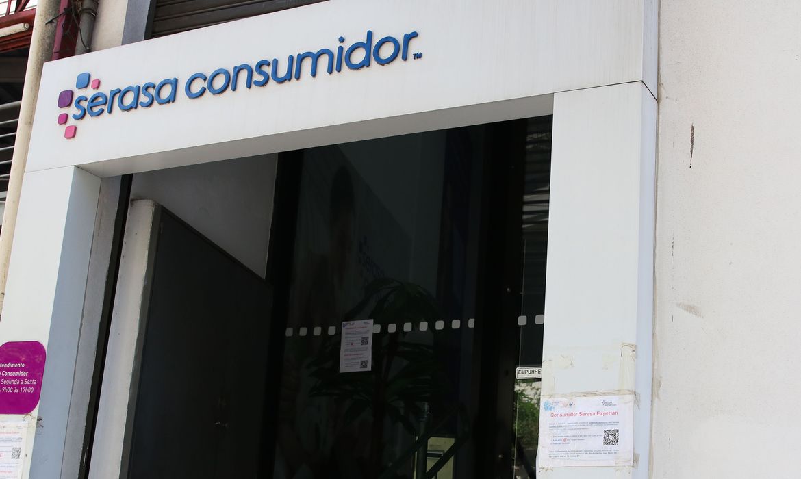 Serasa e empresas fazem ação para parcelamentos e descontos em dívidas