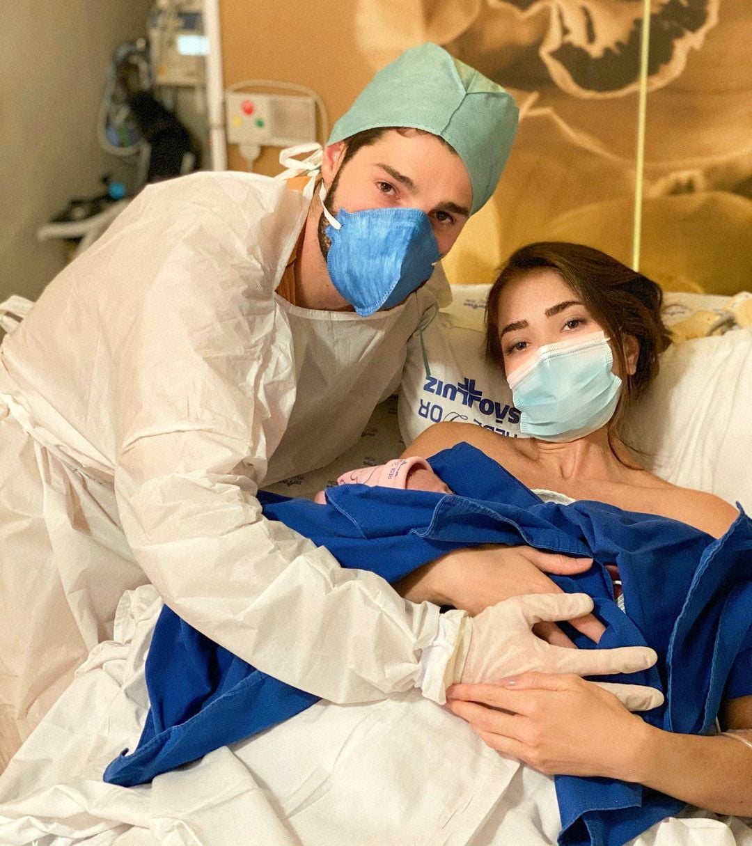 Após complicações da Covid-19, nasce Raika, filha de Alok e Romana Novais