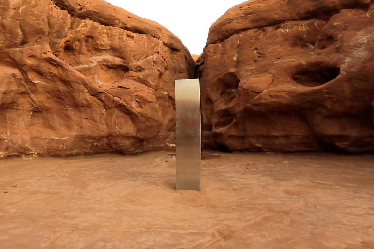 Coletivo de artistas assume a autoria do monólito misterioso de Utah