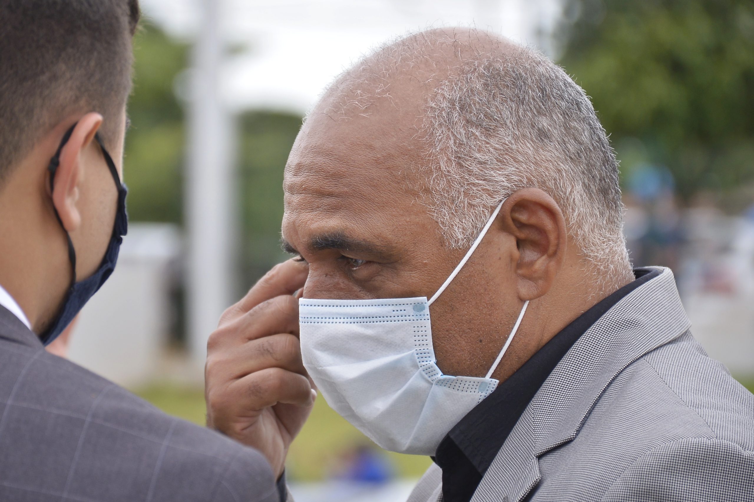 Vereadores se reúnem com prefeito Rogério para definir líder do governo