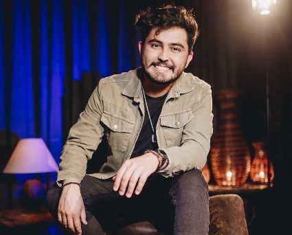 Manso, goiano chega Goiano chega à etapa de voto popular no The Voice Brasil