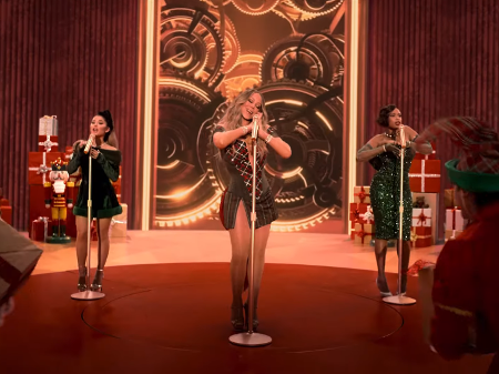 Mariah Carey lança especial de Natal com colaborações de Ariana Grande e Jennifer Hudson