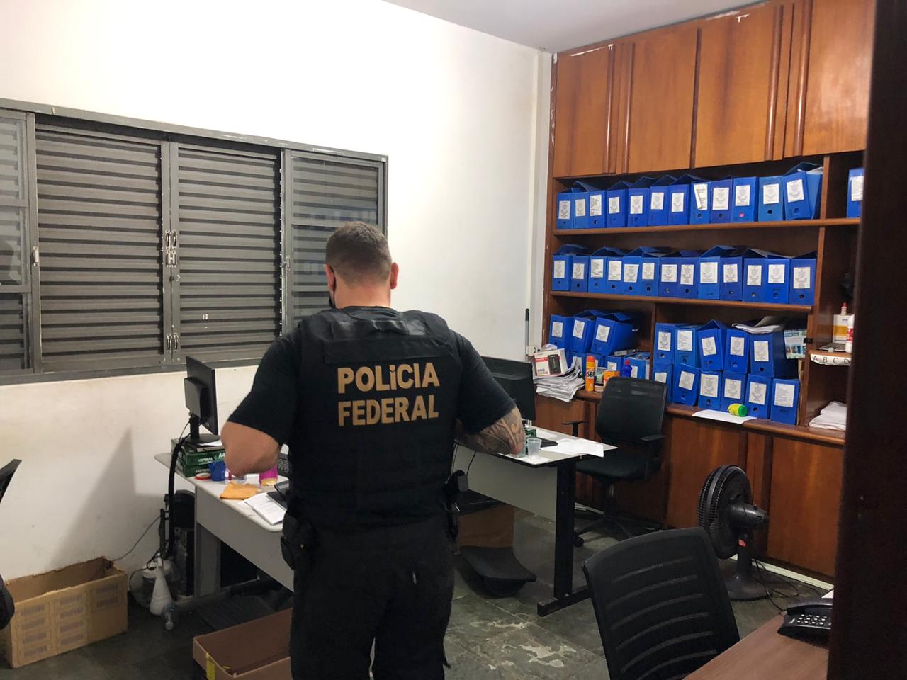 Operação mira supostas compras de produtos superfaturados para tratamento da Covid-19