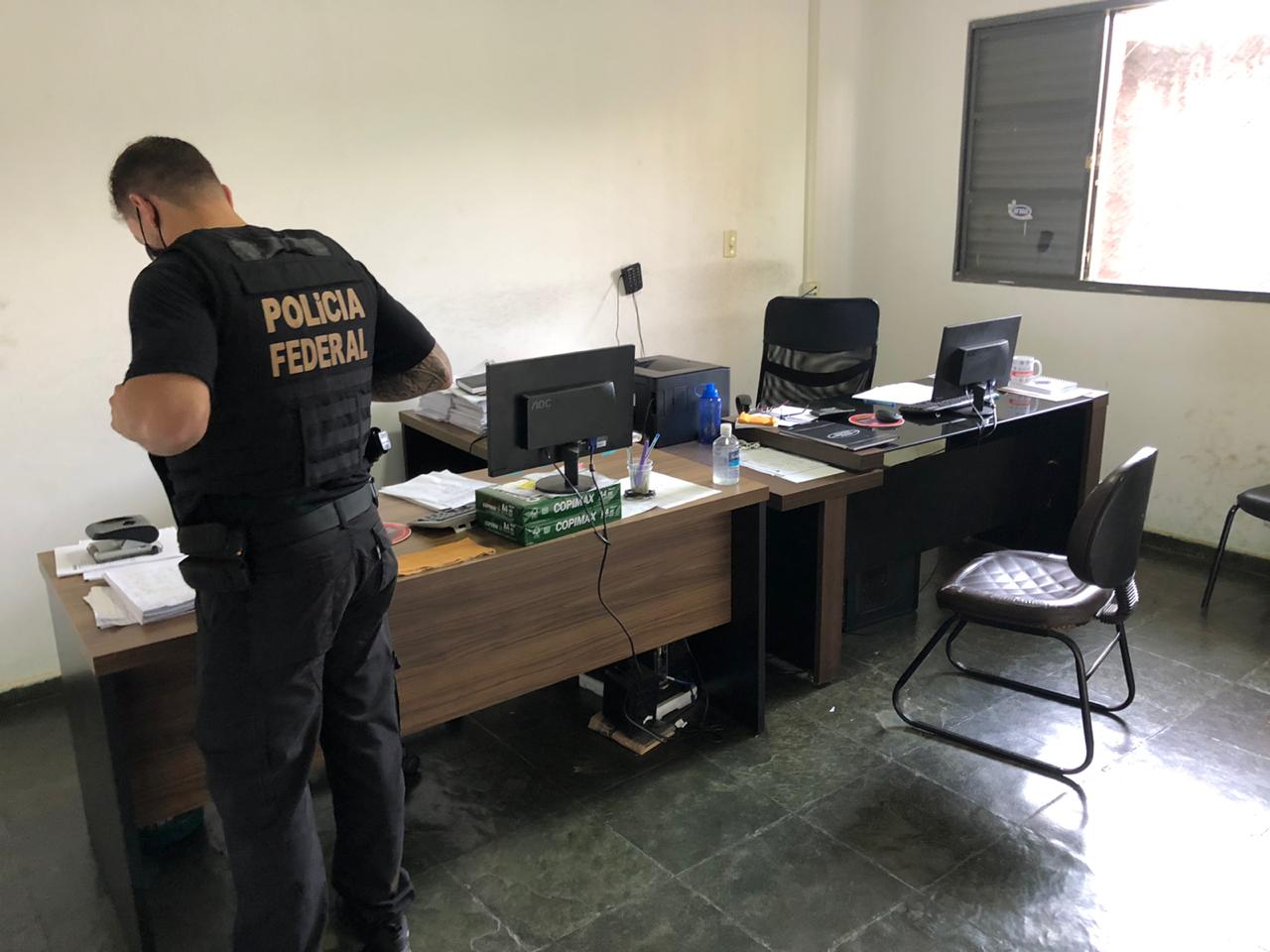 Operação mira supostas compras de produtos superfaturados para tratamento da Covid-19