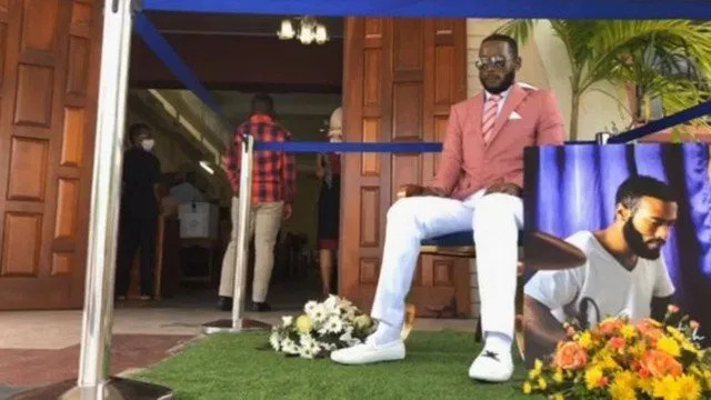 Cadáver é barrado no próprio velório após ser levado a igreja fora de caixão; vídeo