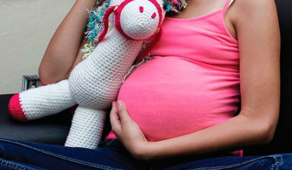 Na Argentina, menina de 12 anos é impedida de abortar após ser estuprada - aborto