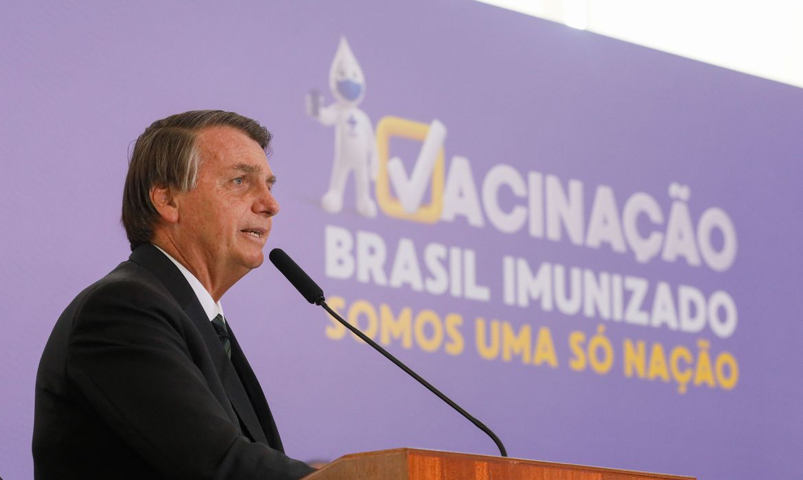 Presidente Jair Bolsonaro participa do lançamento do Plano Nacional de Operacionalização da Vacinação Contra a Covid-19 (Isac Nóbrega/PR)
