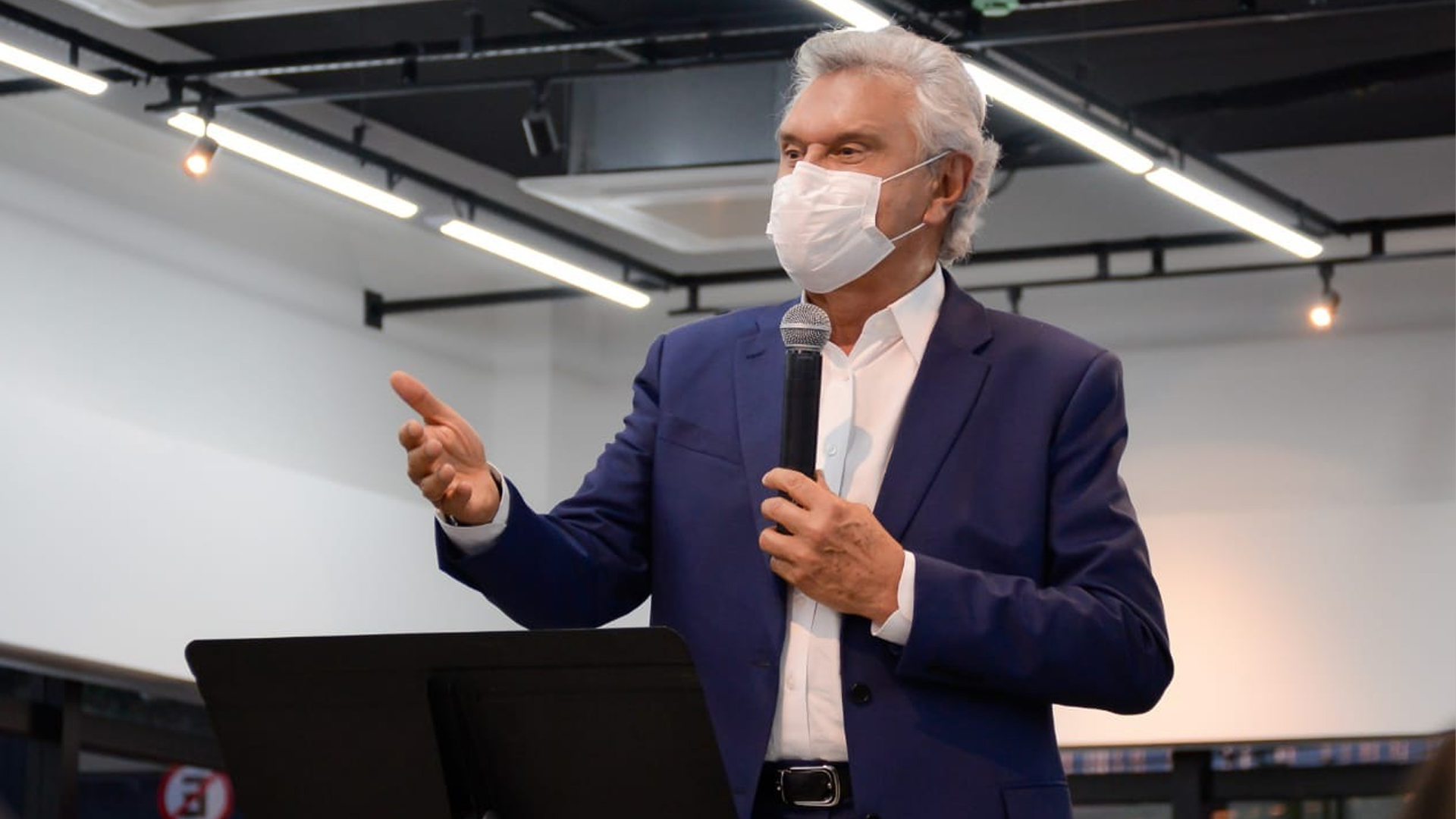 Sindicato pede a Caiado que jornalistas também sejam prioridade na vacinação