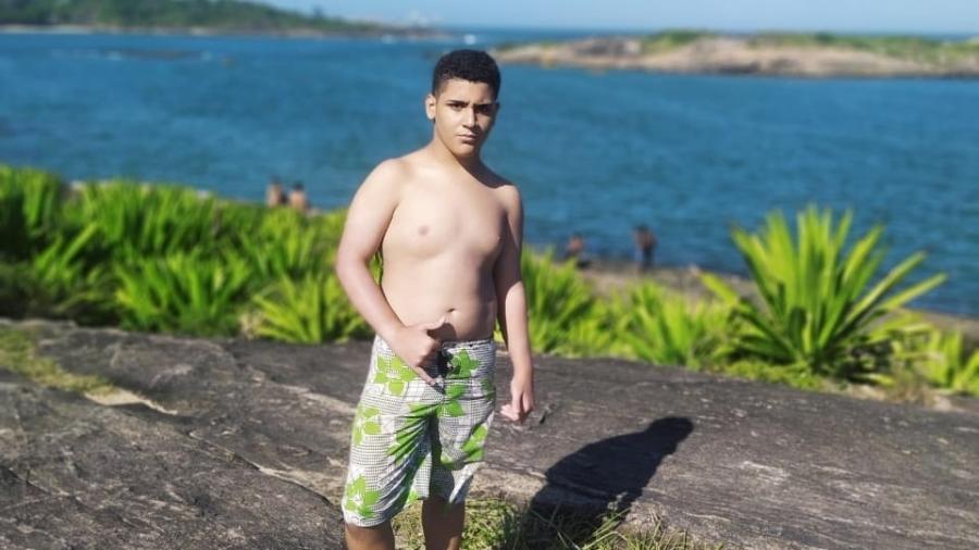 Um menino de 14 anos precisou nadar por horas para não morrer afogado em Vila Velha, no Espírito Santo. (Foto: arquivo pessoal)