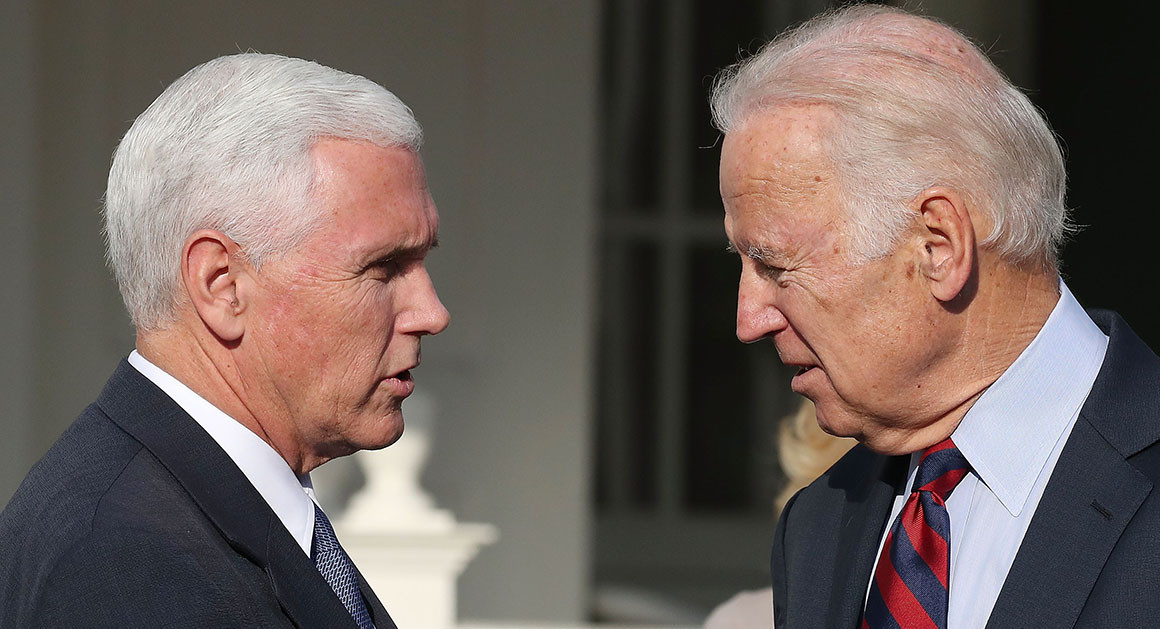 Presidente eleito Joe Biden e o atual vice-presidente Mike Pence (Foto: Divulgação)