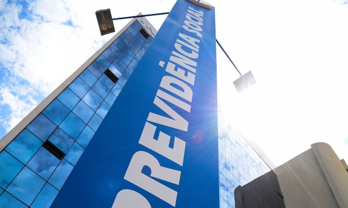 INSS inicia concessão automática de auxílio-doença dado pela Justiça Quatro tribunais regionais federais atuam desde sexta pela nova regra